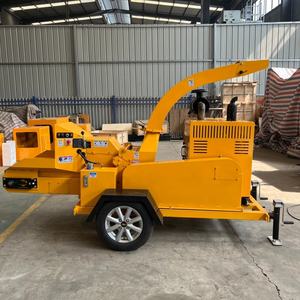 Broyeur à <span class=keywords><strong>bois</strong></span> industriel, moteur diesel, machine à <span class=keywords><strong>copeaux</strong></span> <span class=keywords><strong>de</strong></span> <span class=keywords><strong>bois</strong></span> avec certificat CE - Product Image 4