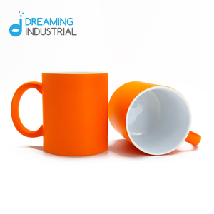 แก้วกาแฟเซรามิกเคลือบด้านสีส้มขนาด 11 ออนซ์ แบบซับลิเมชั่น แก้วนีออน - Product Image 3