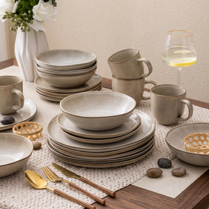 Ensemble de vaisselle moderne de style européen EKA, cuillère, bol, assiette, tasse en porcelaine, vaisselle irrégulière en grès pour usage domestique - Product Image 4
