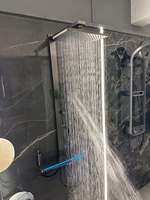 Ensemble de douche à effet pluie avec clavier de piano numérique blanc gunmetal, prix d'usine 2025, massage, thermostatique, triple poignée, hôtel