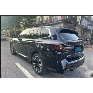 BMW iX3 SUV 2026 Usato Super Pulito, Interni Scuri, Sedili in Pelle, Guida a Sinistra, Pronto per la Spedizione - Product Image 4