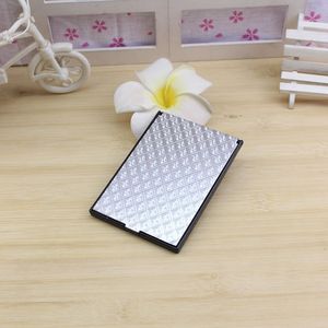 Yaxuan Folding Mirror With Comb Random Pattern Color Car Bedroom Bathroom Personal Gift <b>Makeup</b> <b>Tool</b> Set - Product Image 3