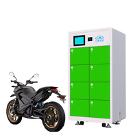 Station d'échange de batteries verte à 8 emplacements, à maintenance frontale, pour utilisation en extérieur avec motos et scooters, avec fonction NFC