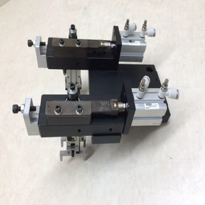 Smc Mhz2-16d气动平行旋转夹持器组件Sda20x30b全新原装库存 - Product Image 1