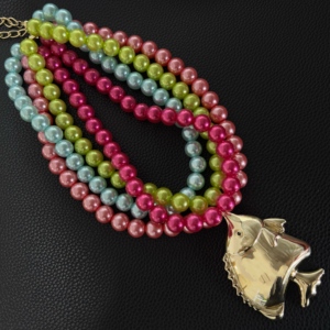 Collier ras-du-cou de luxe tendance avec perles colorées et <span class=keywords><strong>pendentif</strong></span> en forme de poisson plaqué or, idéal pour l'été, la mer et les vacances, cadeau parfait. - Product Image 2