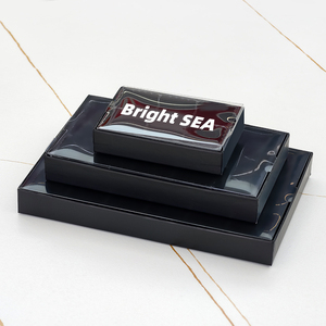 Caja de Regalo de Cartón para Dulces con Ventana Transparente, Impresa a Color Personalizada, Ecológica, con Laminado Mate y Apta para Alimentos - Product Image 4