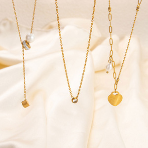 Collar con colgante de corazón chapado en oro de 18 quilates de acero inoxidable con perla simulada para mujer, joyería de regalo - Product Image 4