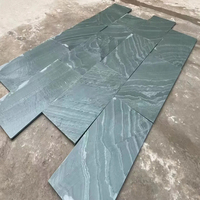 Vente en gros de carreaux d'ardoise naturelle verte ou verte-émeraude modernes pour revêtement mural d'hôtel, sol et toiture de salle de bain - Écologiques et durables