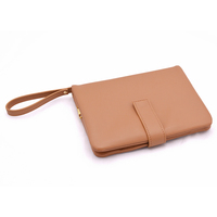 Fabricant OEM, logo personnalisé, pochettes organisatrices en cuir vegan pour femmes, kit de change portable, sac à langer