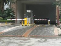 Dilengkapi Garansi, Tahan Lama dan Anti Karat, Cocok untuk Berbagai Lokasi Seperti Kompleks Komersial dan Taman Logistik