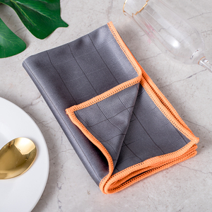 Tissu en <span class=keywords><strong>microfibre</strong></span> de haute qualité, serviette de nettoyage en carbone pour vitres de voiture, 1 pièce - Product Image 4