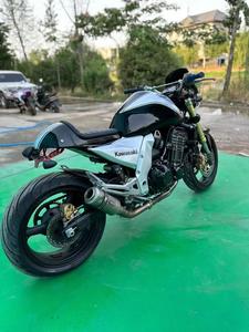 Kawasakia Z1000 <span class=keywords><strong>Cafe</strong></span> <span class=keywords><strong>Racer</strong></span> <span class=keywords><strong>1000cc</strong></span> Moteur à quatre cylindres en ligne Refroidi par eau EFI Moto Naked Master Built Rétro Vintage - Product Image 4