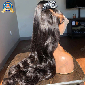 30 Grossistes Perruques <span class=keywords><strong>Cheveux</strong></span> Humains Vierges Indiens Bruts Densité 250% Ondulés Body Wave <span class=keywords><strong>Cheveux</strong></span> Alignés Cuticules Perruque Full Lace HD pour Femmes Noires - Product Image 1