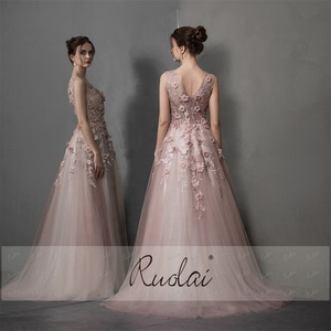 Ruolai PEV-L3136 <strong>Modest</strong> V-neckline A-line 3D Flowers Pearls Long Evening <strong>Prom</strong> <strong>Dresses</strong> for Women - Product Image 2