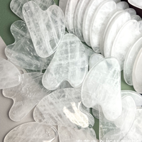 Planche à Gratter Gua Sha en Quartz Transparent avec Logo Personnalisé, Pierre Gua Sha en Forme de Cœur, Outil Facial Naturel en Quartz Clair