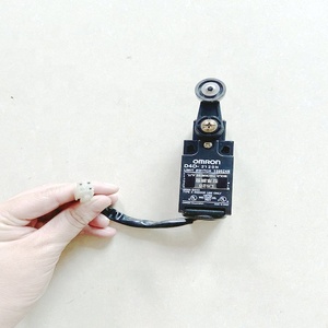 ลิมิตสวิตช์ D4D-2120N สำหรับเครื่องฉีดพลาสติก - Product Image 1