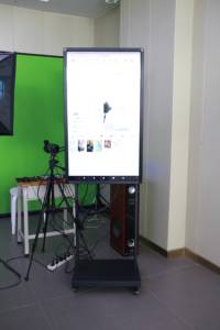 Equipo de transmisión en vivo todo en uno MJK con pantalla táctil interactiva grande de 32 pulgadas para pantalla LCD Tiktok y <span class=keywords><strong>Facebook</strong></span> - Product Image 5