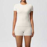 Ensemble de yoga pour femmes, haut court à manches courtes, short taille haute, vêtements de sport respirants, vêtements de fitness