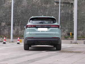 Jetour X70 C-DM PHEV 2024, SUV intermédiaire commercialisable, 110 km d'autonomie, 5 portes, 5 places, traction avant, <span class=keywords><strong>recharge</strong></span> rapide, véhicule hybride familial - Product Image 6
