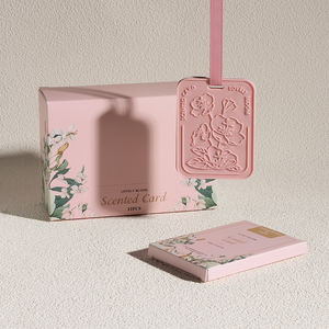 Ambientador de bolsita de <span class=keywords><strong>perfume</strong></span> de alta intensidad con tarjeta de fragancia duradera para armario de coche, hoja de yeso perfumada pequeña, regalo - Product Image 1