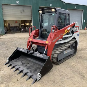 Cargadora de orugas TAKEUCHI TL8 usada en buen estado con motor y componentes principales. - Product Image 2