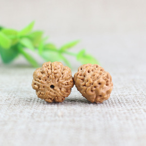 เมล็ดโพธิ์ขนาด 10 มม. ขัดเงา สำหรับทำเครื่องประดับและงานฝีมือ - Product Image 1