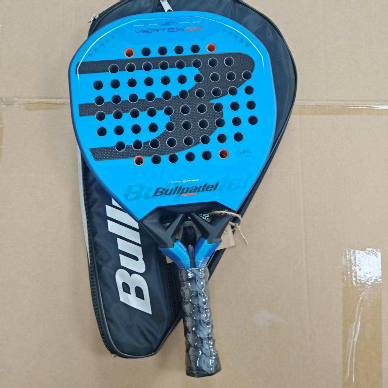 Bullpadell bleu 2026