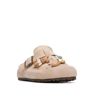 Xti Sabot 145315 para mujer, color beige, 37, zuecos con cierre de hebilla, zapatos cómodos para caminar - Product Image 2