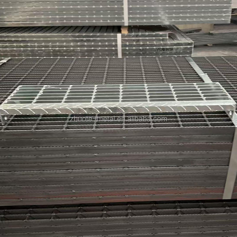 Commercial Building Plan: Real Estate Floor Plans by Planner 5D - Industrial Apartment Building Floor Plans