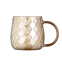 Ensemble de tasses à thé en verre borosilicaté de style moderne résistant aux hautes températures pour la fête