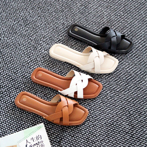 High-quality Fashionable Best-selling Casual Soft-soled Comfortable Breathable Women's Flat Sandals slippers Wholesale Sandals - Product Image 1