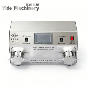 Machine de remplissage à double tête certifiée CE avec pompe à piston réglable pour l'emballage de bougies, de cires et de liquides en bouteilles et bocaux - Product Image 1