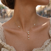 Collares Minimalistas Ajustables de Acero Inoxidable con Baño de PVD de 18K, Resistentes al Agua, Hipoalergénicos, con Perlas de Agua Dulce en Capas para Mujer