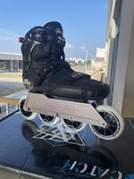 Patins à roulettes de vitesse professionnels Black Monkey haut de gamme en fibre de carbone FKS Wizard avec roues en polyuréthane pour adultes