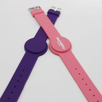 Fabrication de bracelets en silicone personnalisés, bracelets RFID, bracelets NFC avec logo ou code QR pour enfants et adultes