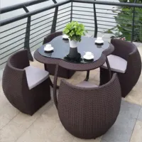 Outdoor Restoran Makan Logam Memperluas Meja dan Kursi Set Aluminium Tahan Patio Furniture Outdoor