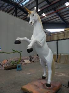 Unicornio Animatrónico 2026 para Decoración de Parques Infantiles con Temática de Jungla, Animal de Silicona para Exhibición en Zoológicos - Product Image 2