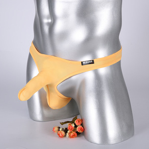 Sous-vêtements pour <span class=keywords><strong>homme</strong></span> en nylon respirant tissé à basse taille, style tanga, en soie glacée, tissage uni, avec poche pour pénis, type avion, séparé - Product Image 6