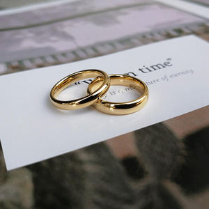 Carburo <span class=keywords><strong>de</strong></span> tungsteno <span class=keywords><strong>de</strong></span> <span class=keywords><strong>oro</strong></span> 18K anillo para hombres las mujeres amantes <span class=keywords><strong>de</strong></span> banda <span class=keywords><strong>de</strong></span> boda <span class=keywords><strong>alianza</strong></span> <span class=keywords><strong>de</strong></span> conjuntos <span class=keywords><strong>de</strong></span> joyería y bisutería - Product Image 4