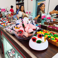 Fabrieksdirecte verkoop Halal op maat gemaakte 5D knapperige fruit-gearomatiseerde nieuwe, populaire zoete mini-oogbolletjes gummies OEM fles