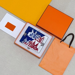 Cendrier carré sans fumée et ensemble de coupelles à cigares style américain, boîte portable en porcelaine céramique avec logo personnalisé - Product Image 2