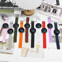 Grosir Pabrik Jam Tangan Digital Sport Plastik LED Terbaru Terlaris Desain Minimalis Kasual Elektronik