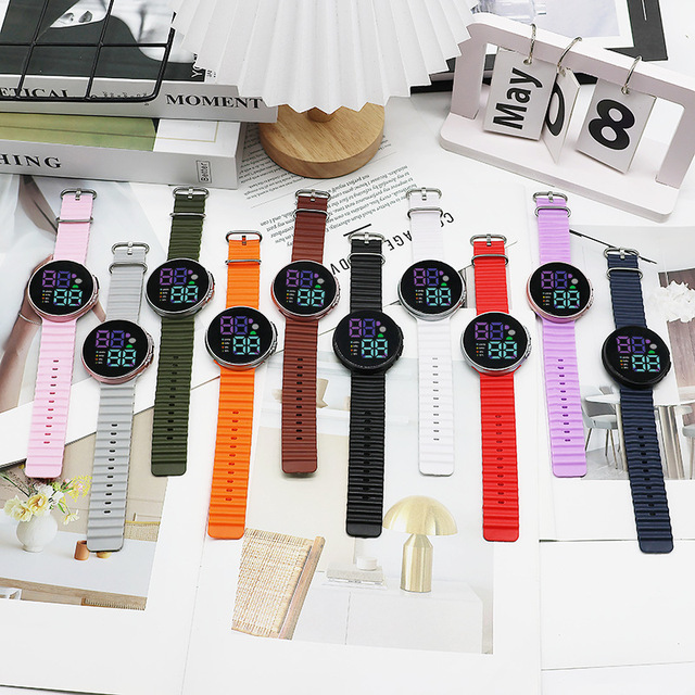 Factory Wholesale New Best Selling Led Display Plastic Student Sports Digital Watch Casual Minimalist Design Electronic