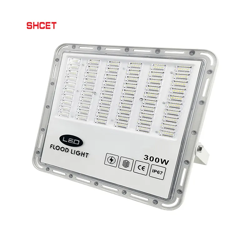 CET-109A l'usine fournit directement un projecteur led pour l'extérieur IP65 lampe à lentille pc étanche 100W 150W 200W 300W avec CE BIS