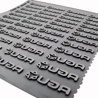 T-shirt personnalisé à repasser sur les vêtements Logo de transfert de chaleur sur les vêtements Logo en caoutchouc de silicone Pvc Patch 3d Étiquettes en silicone pour les vêtements