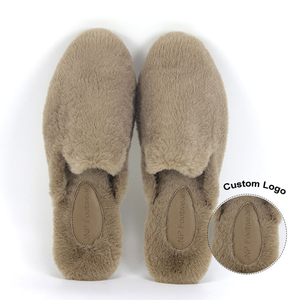 时尚女式骡子冬季保暖蓬松仿貂皮骡子平滑闭趾休闲鞋室内户外女式皮草拖鞋 - Product Image 4