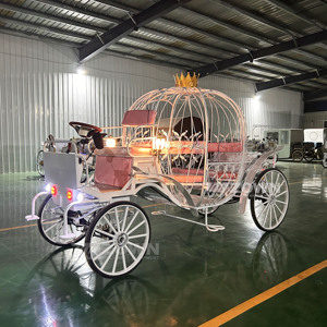 รถม้าฟักทองสีขาวคุณภาพสูง ราคาไม่แพง รถม้าฟักทองสำหรับงานแต่งงาน รถม้าไฟฟ้า ดีไซน์ใหม่ - Product Image 1