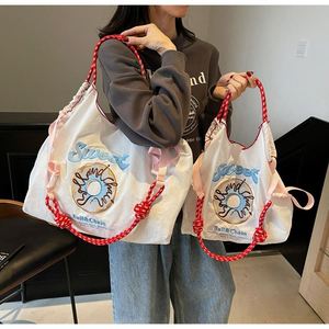 2 tailles disponibles Sac à main pour femme Grande capacité Sac de voyage Sac de shopping pour l'extérieur Design de logo personnalisé - Product Image 2