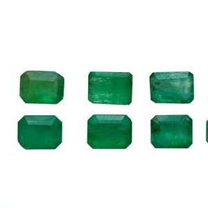 พลอยมรกตธรรมชาติจากแซมเบีย ขนาด 3x5 มม. รูปทรงแปดเหลี่ยม คุณภาพสูงสุด สีเขียว มรกตเจียระไน ขนาดมาตรฐาน ขายส่งเป็นล็อต - Product Image 1