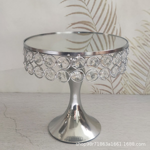 Conjunto Luxuoso de Suporte para Exibição de Sobremesas de Casamento em Ferro, 3 Peças, Transparente, Elegante, Suporte Decorativo para Bolos com Contas de Cristal - Product Image 4